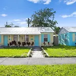 Island Time 1Br Waterfront Apt With View Of The Bay